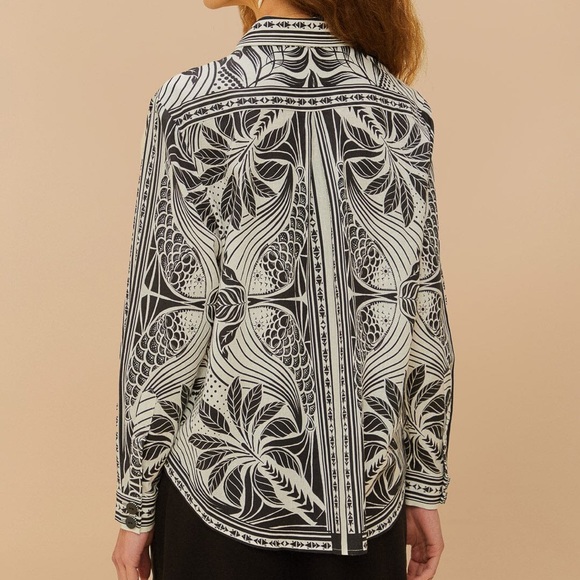 Farm Rio Off-White Monochrome Elegance Scarf Shirt - Picture 3 of 5